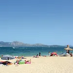 Stunning apartment in Port de Pollena with 3 Bedrooms&WiFi