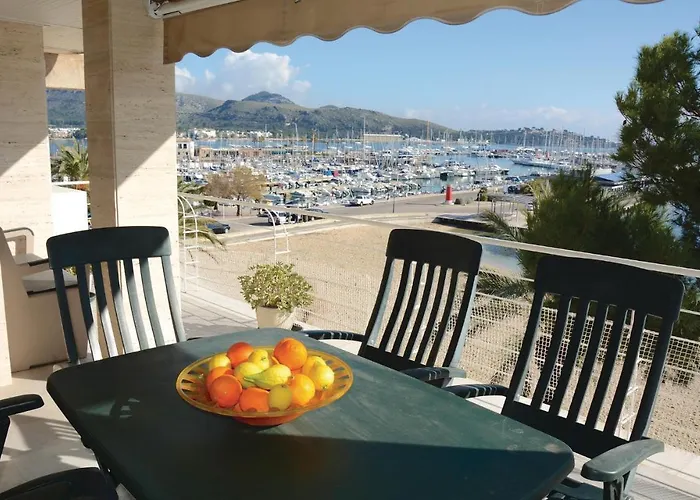 Stunning apartment in Port de Pollena with 3 Bedrooms&WiFi