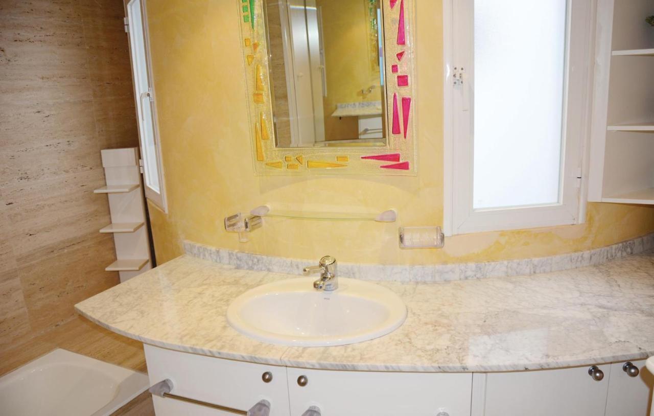 Stunning In With Wifi Apartamento Puerto Pollensa